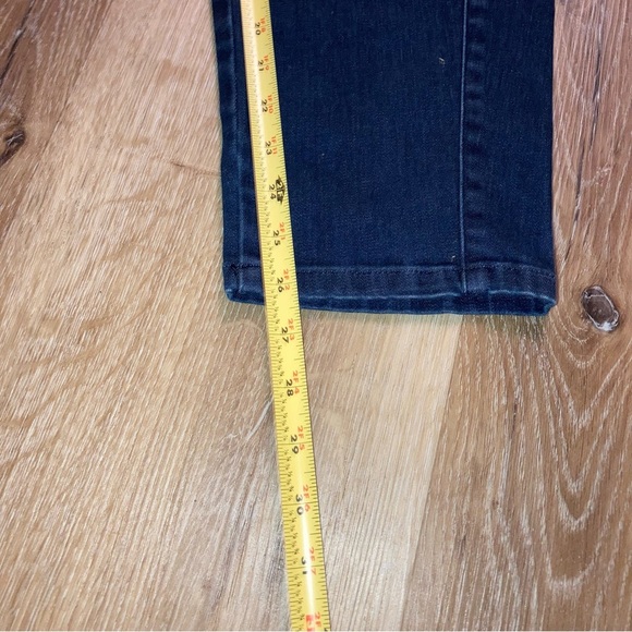 Eileen Fisher Women’s Cotton Tapered and Pleated Denim Jeans | Ankle | Size 6 - Picture 12 of 15